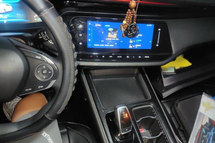 Used Dongfeng Aeolus Yixuan MAX 2023 1.5T Super-Powered Dad Edition Audio And AC Panel