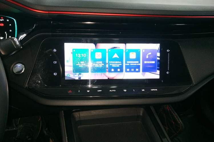 Used Dongfeng Aeolus Yixuan MAX 2023 1.5T Super-Powered Dad Edition Audio And AC Panel