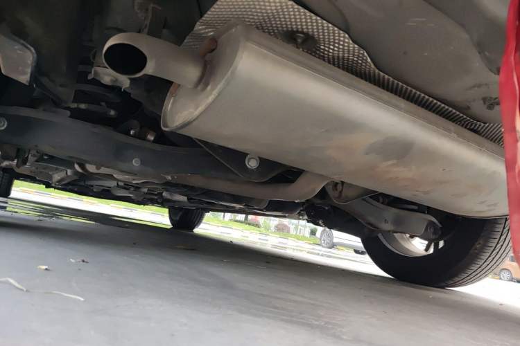 Used Dongfeng Aeolus Yixuan MAX 2023 1.5T Ultra-Stylish Trendsetting Dad Edition Chassis Rear