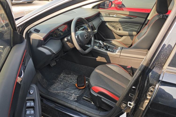 Used Dongfeng Aeolus Yixuan MAX 2023 1.5T Super-Powered Dad Edition Driver Seat