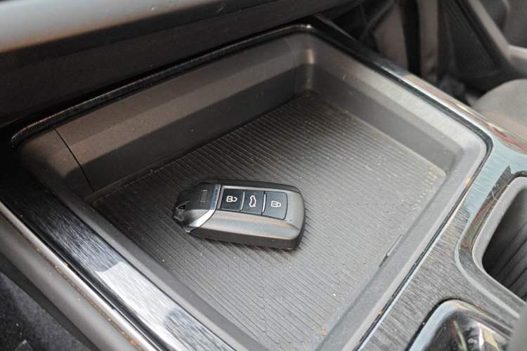 Used Dongfeng Aeolus Yixuan MAX 2023 1.5T Super-Powered Dad Edition Interior 1