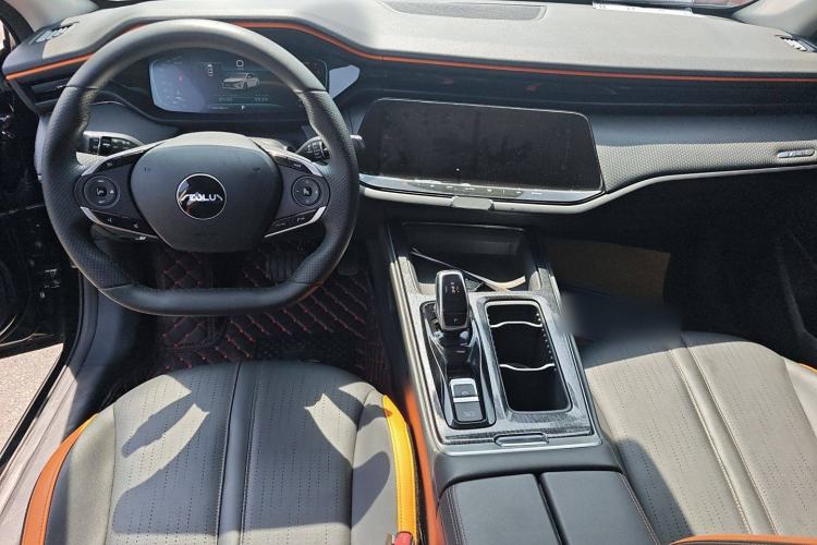 Used Dongfeng Aeolus Yixuan MAX 2023 1.5T Ultra-Stylish Trendsetting Dad Edition Interior 3