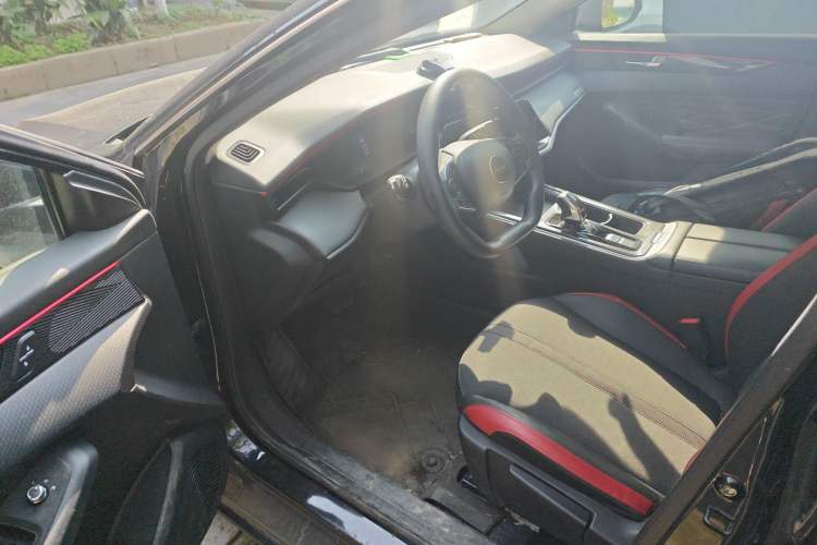 Used Dongfeng Aeolus Yixuan MAX 2023 1.5T Super-Powered Dad Edition Interior 3