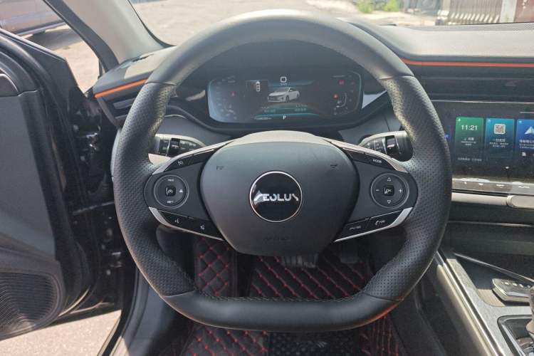 Used Dongfeng Aeolus Yixuan MAX 2023 1.5T Ultra-Stylish Trendsetting Dad Edition Interior 4