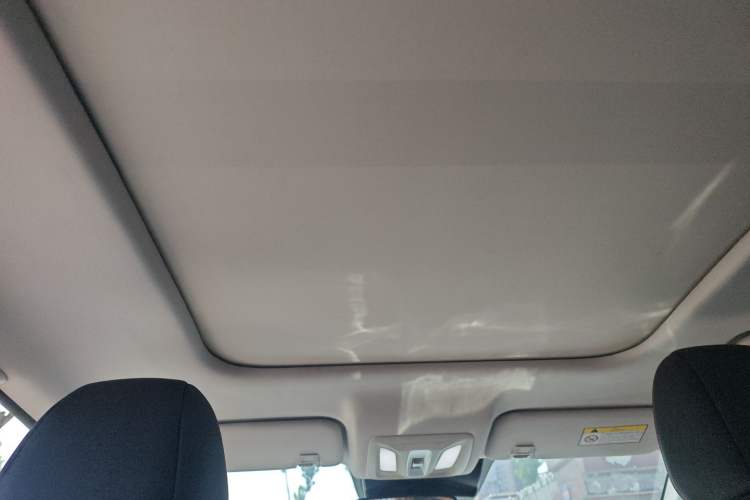 Used Dongfeng Aeolus Yixuan MAX 2023 1.5T Ultra-Stylish Trendsetting Dad Edition Interior 7