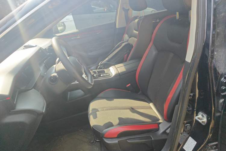 Used Dongfeng Aeolus Yixuan MAX 2023 1.5T Super-Powered Dad Edition Left Front Seat