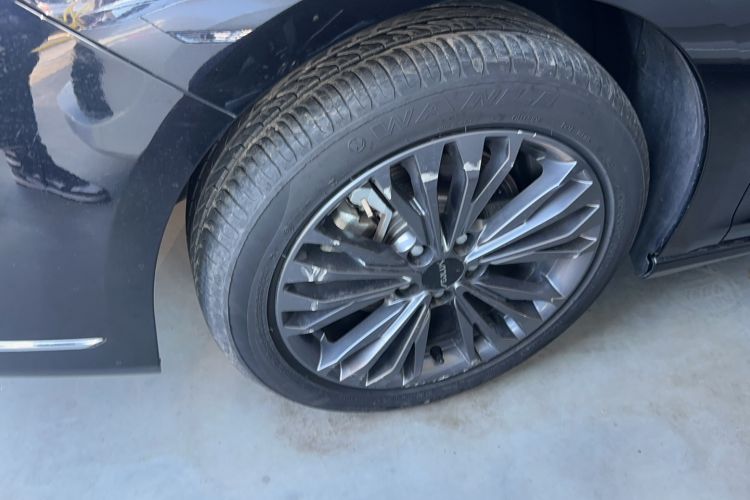 Used Dongfeng Aeolus Yixuan MAX 2023 1.5T Super-Powered Dad Edition Left Front Wheel Hub