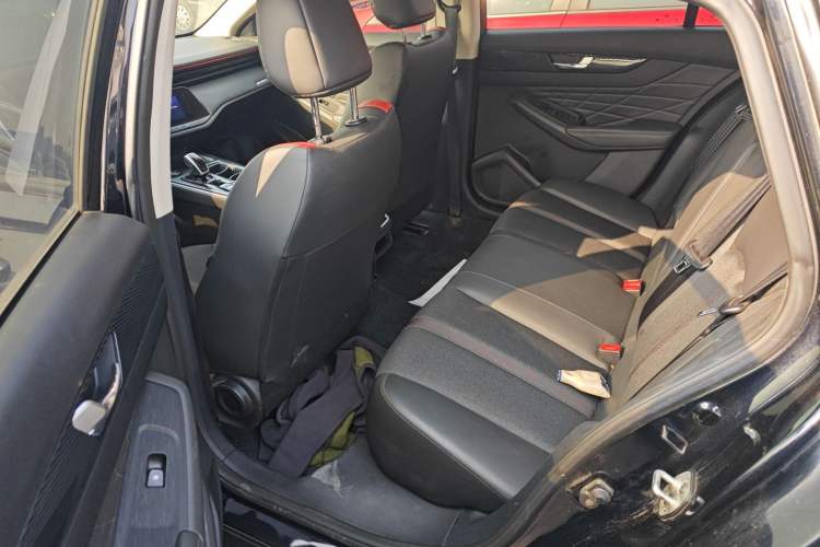 Used Dongfeng Aeolus Yixuan MAX 2023 1.5T Super-Powered Dad Edition Left Rear Seat