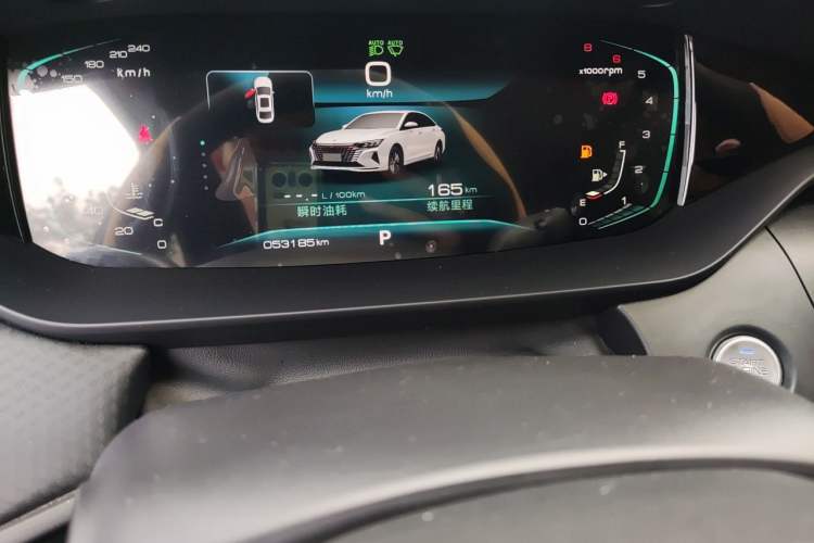 Used Dongfeng Aeolus Yixuan MAX 2023 1.5T Ultra-Stylish Trendsetting Dad Edition Odometer Close Up