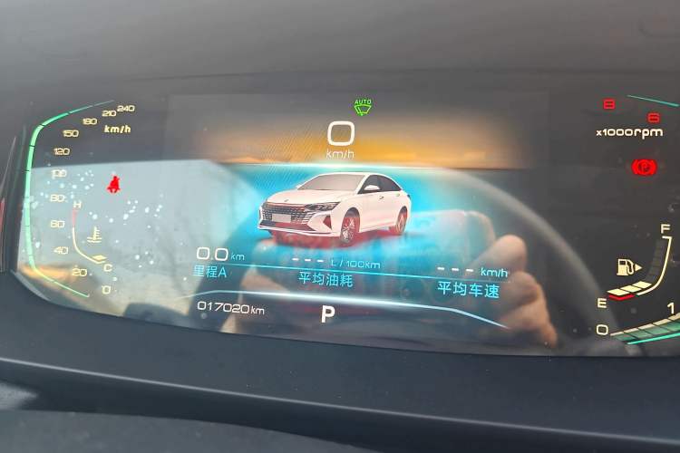 Used Dongfeng Aeolus Yixuan MAX 2023 1.5T Super-Powered Dad Edition Odometer Close Up
