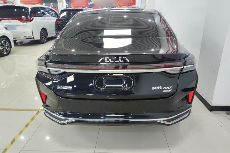 Used Dongfeng Aeolus Yixuan MAX 2023 1.5T Ultra-Stylish Trendsetting Dad Edition Rear