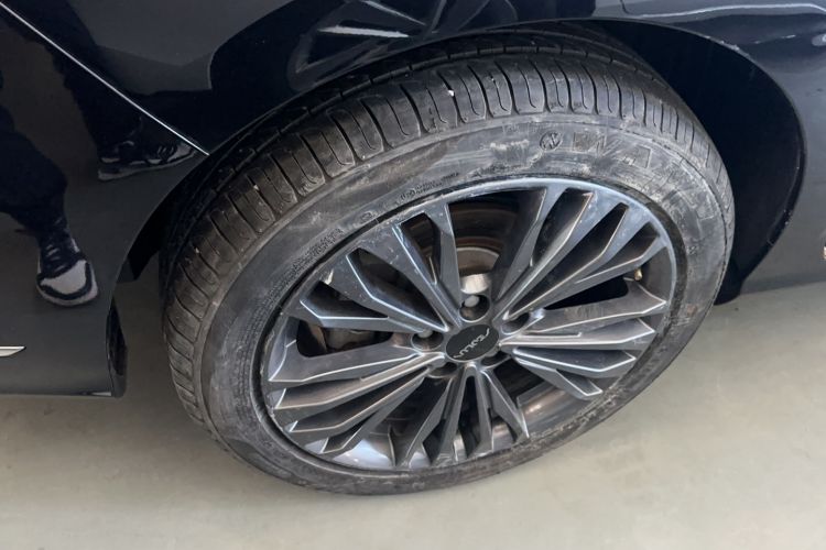 Used Dongfeng Aeolus Yixuan MAX 2023 1.5T Super-Powered Dad Edition Right Rear Wheel Hub
