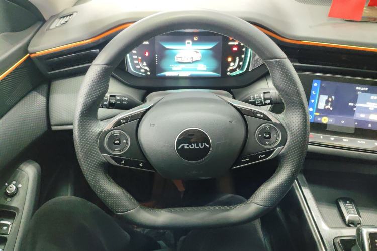 Used Dongfeng Aeolus Yixuan MAX 2023 1.5T Ultra-Stylish Trendsetting Dad Edition Steering Wheel