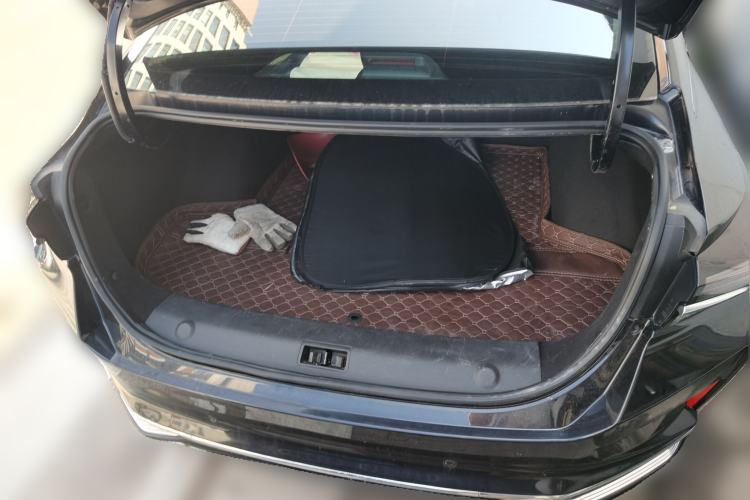 Used Dongfeng Aeolus Yixuan MAX 2023 1.5T Super-Powered Dad Edition Trunk