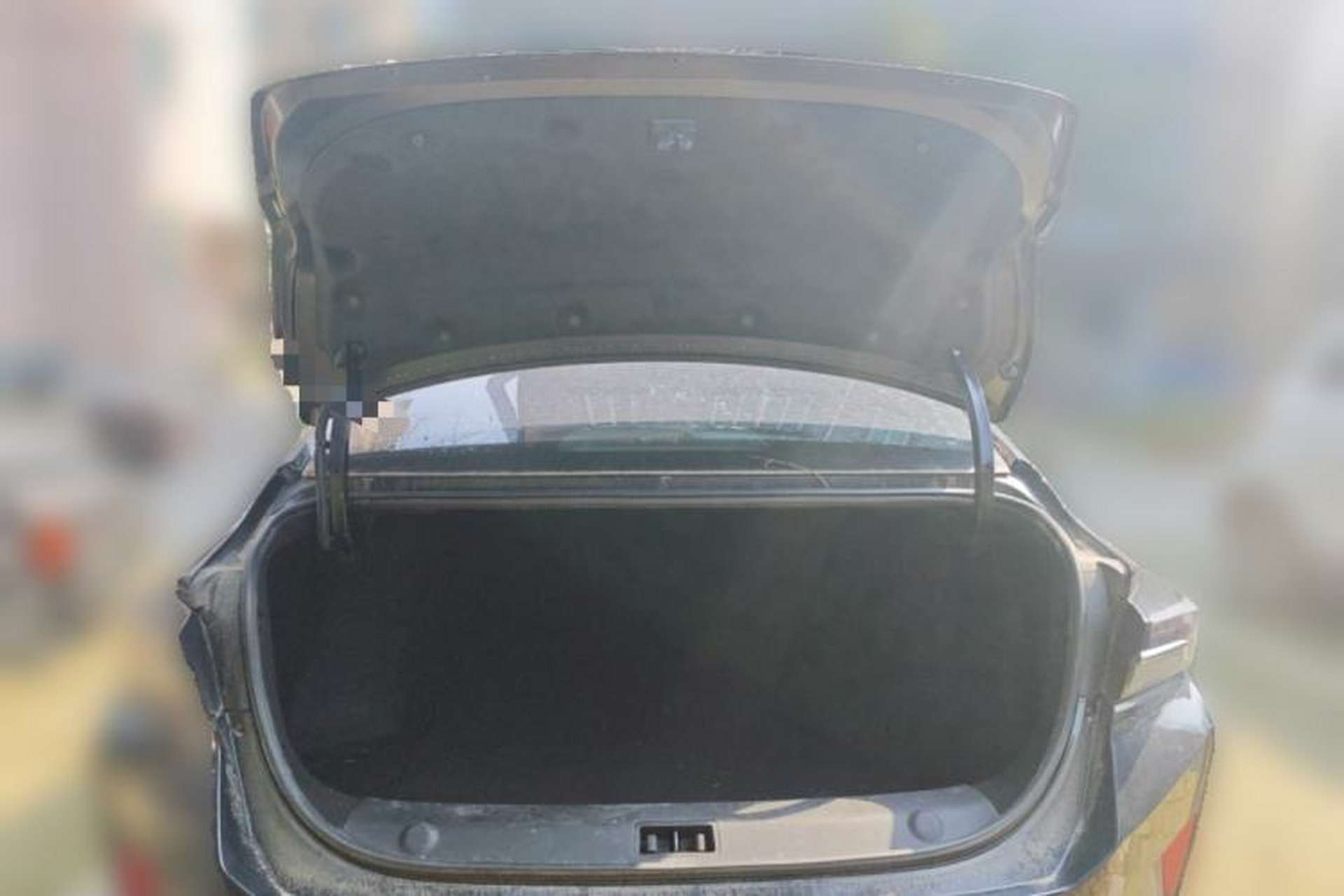 Used Dongfeng Aeolus Yixuan MAX 2023 1.5T Super-Powered Dad Edition Trunk