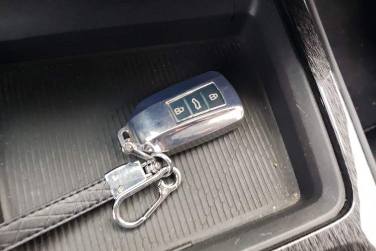 Used Dongfeng Aeolus Yixuan MAX 2023 1.5T Ultra-Stylish Trendsetting Dad Edition Vehicle Key