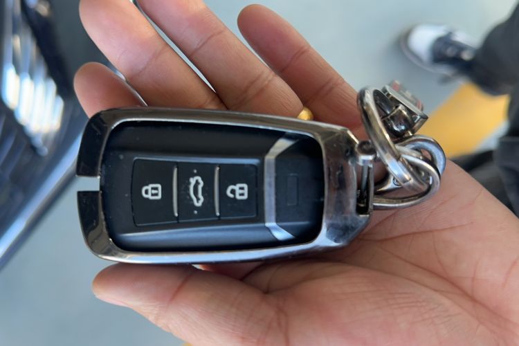 Used Dongfeng Aeolus Yixuan MAX 2023 1.5T Super-Powered Dad Edition Vehicle Key