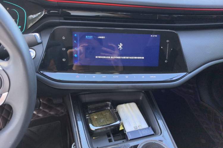 Used Dongfeng Aeolus Yixuan MAX 2023 1.5T Xingchi Edition Audio And AC Panel