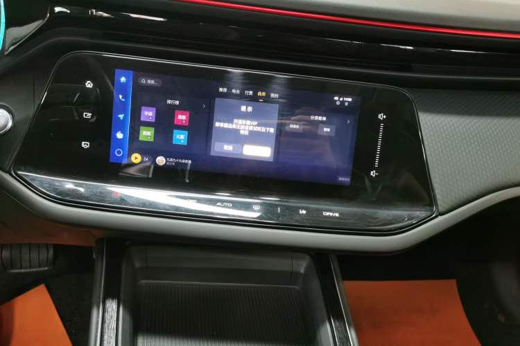 Used Dongfeng Aeolus Yixuan MAX 2023 1.5T Super-Powered Dad Edition Audio And AC Panel