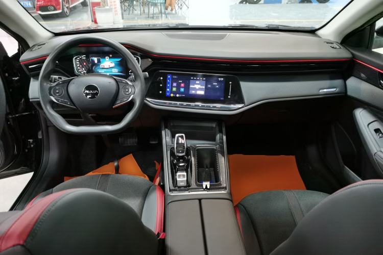 Used Dongfeng Aeolus Yixuan MAX 2023 1.5T Super-Powered Dad Edition Center Console