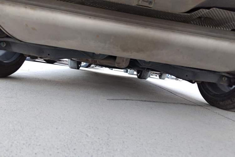 Used Dongfeng Aeolus Yixuan MAX 2023 1.5T Super-Powered Dad Edition Chassis Rear