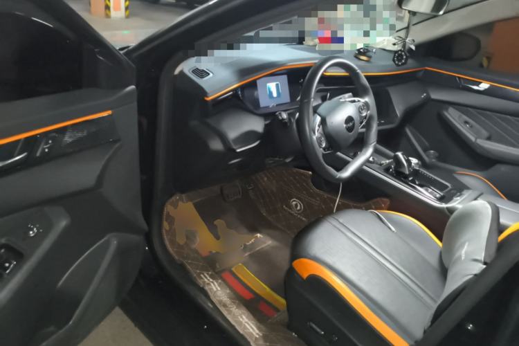 Used Dongfeng Aeolus Yixuan MAX 2023 1.5T Ultra-Stylish Trendsetting Dad Edition Driver Seat