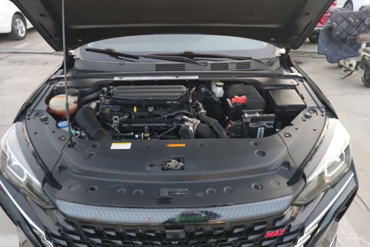 Used Dongfeng Aeolus Yixuan MAX 2023 1.5T Super-Powered Dad Edition Engine Bay