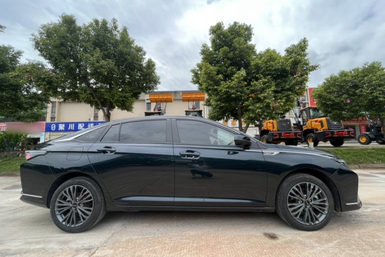 Used Dongfeng Aeolus Yixuan MAX 2023 1.5T Super-Powered Dad Edition Exterior 5