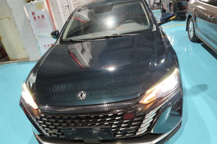 Used Dongfeng Aeolus Yixuan MAX 2023 1.5T Super-Powered Dad Edition Front