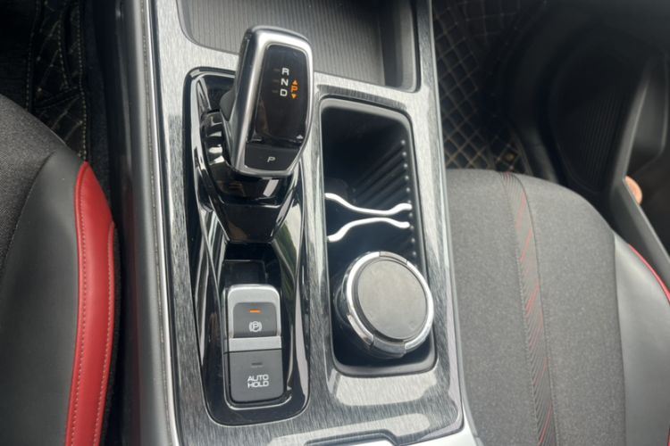 Used Dongfeng Aeolus Yixuan MAX 2023 1.5T Super-Powered Dad Edition Gear Lever