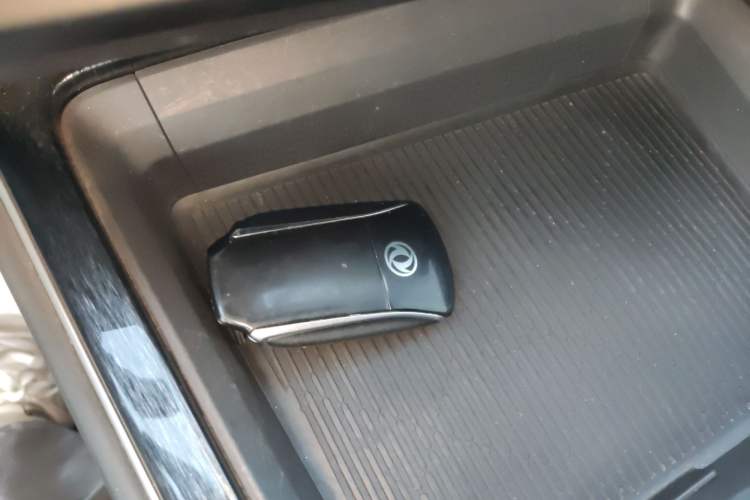 Used Dongfeng Aeolus Yixuan MAX 2023 1.5T Super-Powered Dad Edition Interior 1