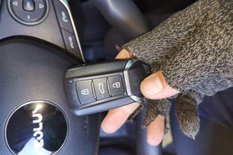 Used Dongfeng Aeolus Yixuan MAX 2023 1.5T Super-Powered Dad Edition Interior 1