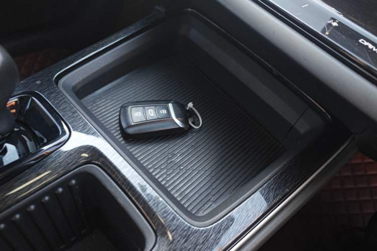 Used Dongfeng Aeolus Yixuan MAX 2023 1.5T Super-Powered Dad Edition Interior 1