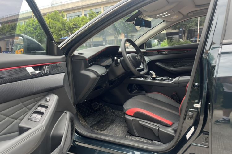 Used Dongfeng Aeolus Yixuan MAX 2023 1.5T Super-Powered Dad Edition Interior 2