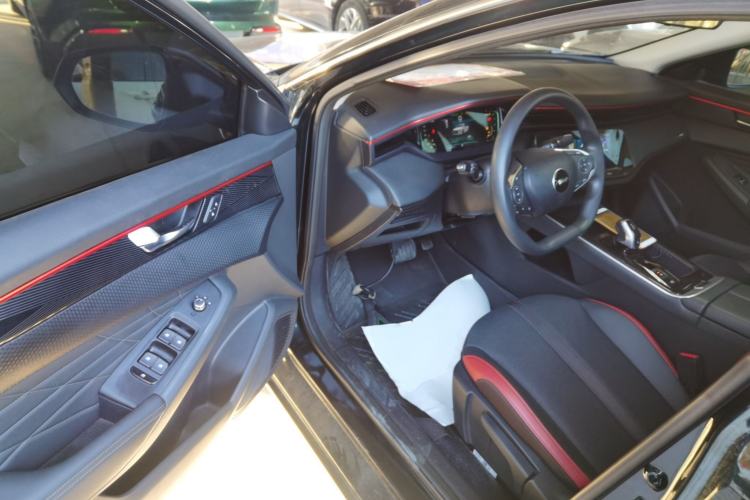 Used Dongfeng Aeolus Yixuan MAX 2023 1.5T Super-Powered Dad Edition Interior 3