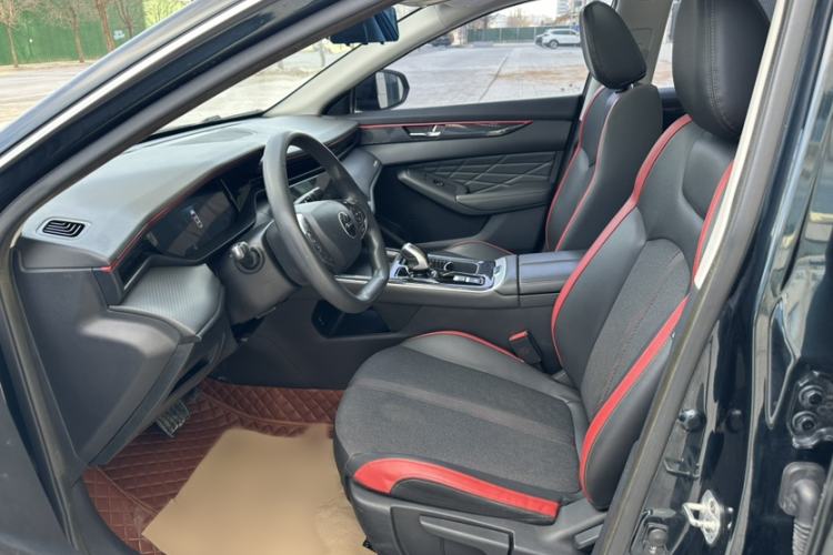 Used Dongfeng Aeolus Yixuan MAX 2023 1.5T Super-Powered Dad Edition Interior 3