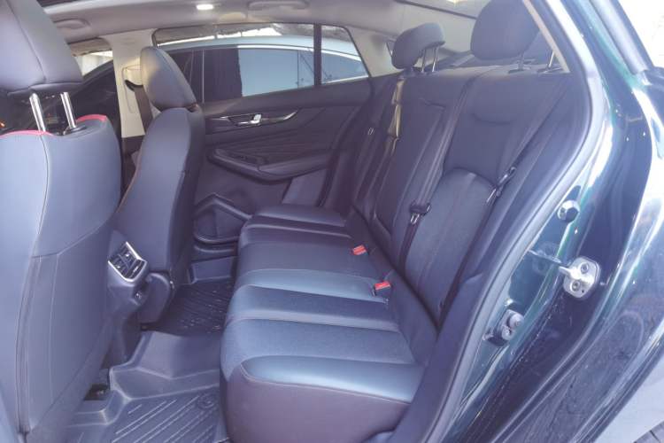 Used Dongfeng Aeolus Yixuan MAX 2023 1.5T Super-Powered Dad Edition Interior 4