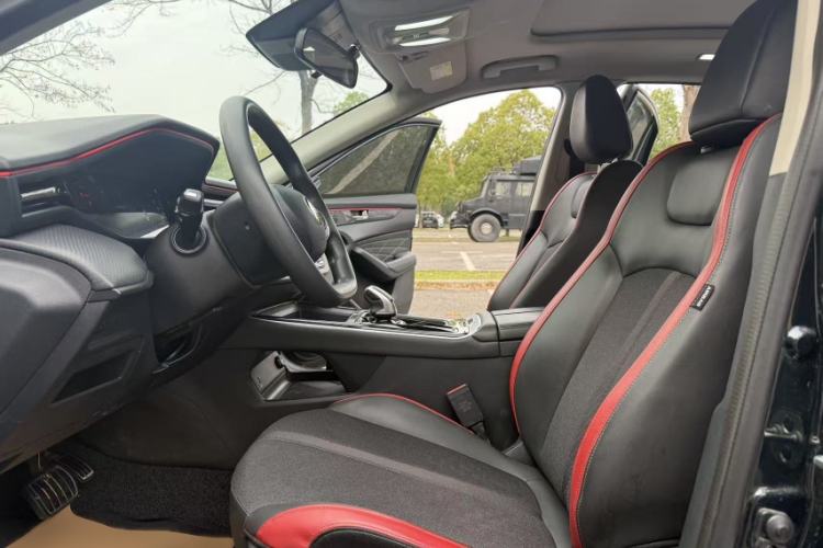 Used Dongfeng Aeolus Yixuan MAX 2023 1.5T Super-Powered Dad Edition Interior 6