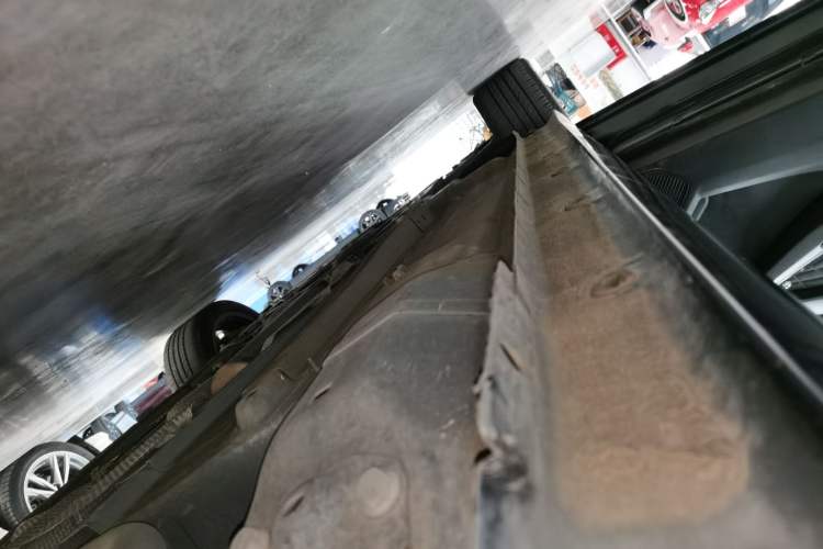 Used Dongfeng Aeolus Yixuan MAX 2023 1.5T Super-Powered Dad Edition Left Side Sill