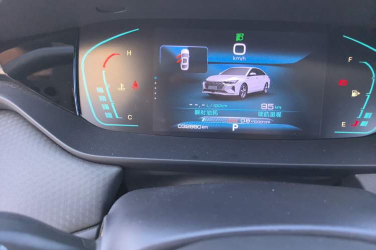 Used Dongfeng Aeolus Yixuan MAX 2023 1.5T Xingchi Edition Odometer Close Up
