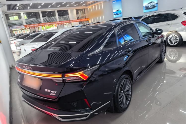 Used Dongfeng Aeolus Yixuan MAX 2023 1.5T Super-Powered Dad Edition Rear Right 45 Deg
