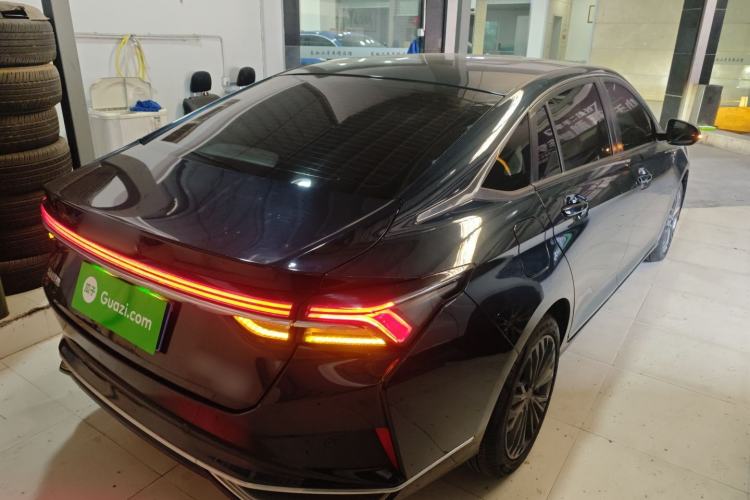 Used Dongfeng Aeolus Yixuan MAX 2023 1.5T Ultra-Stylish Trendsetting Dad Edition Rear Right 45 Deg