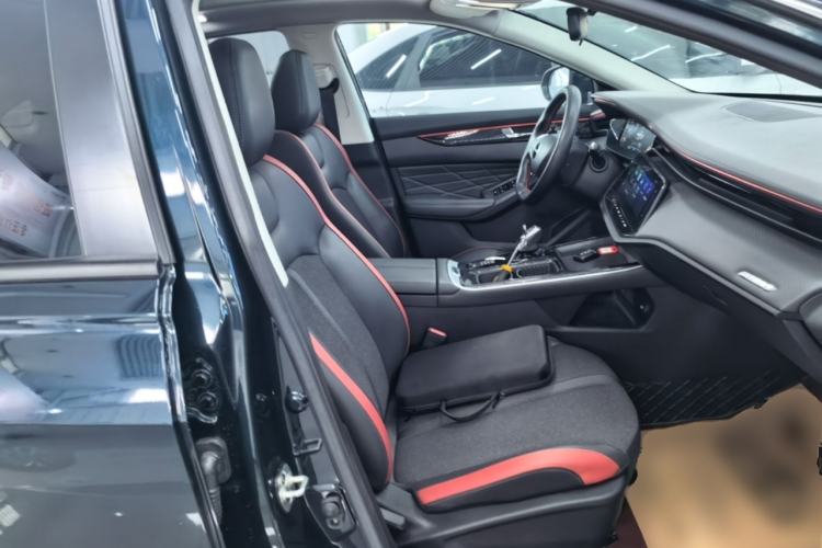 Used Dongfeng Aeolus Yixuan MAX 2023 1.5T Super-Powered Dad Edition Right Front Seat