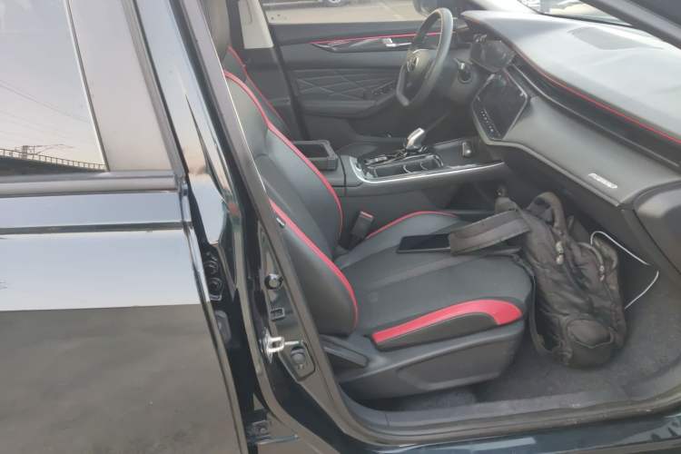 Used Dongfeng Aeolus Yixuan MAX 2023 1.5T Super-Powered Dad Edition Right Front Seat