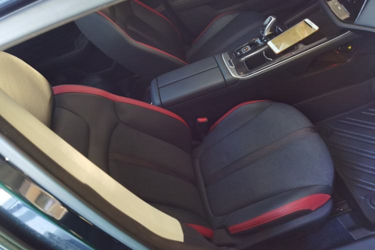 Used Dongfeng Aeolus Yixuan MAX 2023 1.5T Super-Powered Dad Edition Right Front Seat