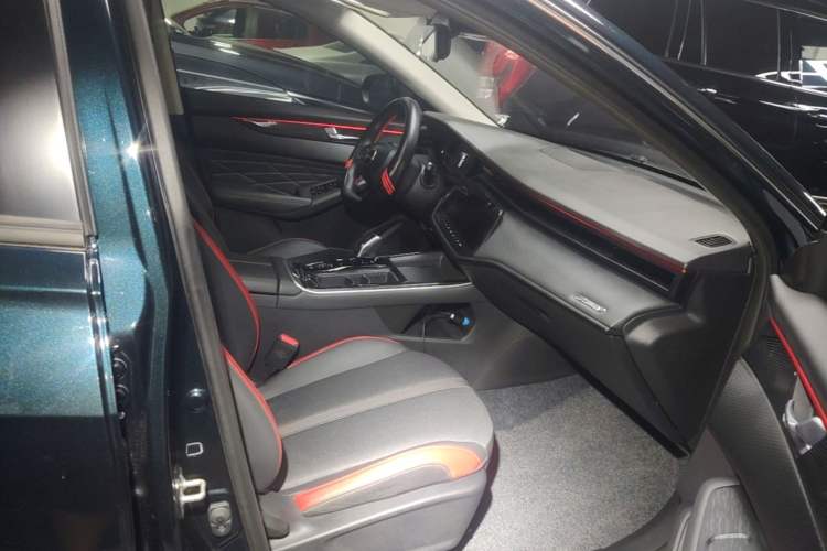 Used Dongfeng Aeolus Yixuan MAX 2023 1.5T Super-Powered Dad Edition Right Front Seat