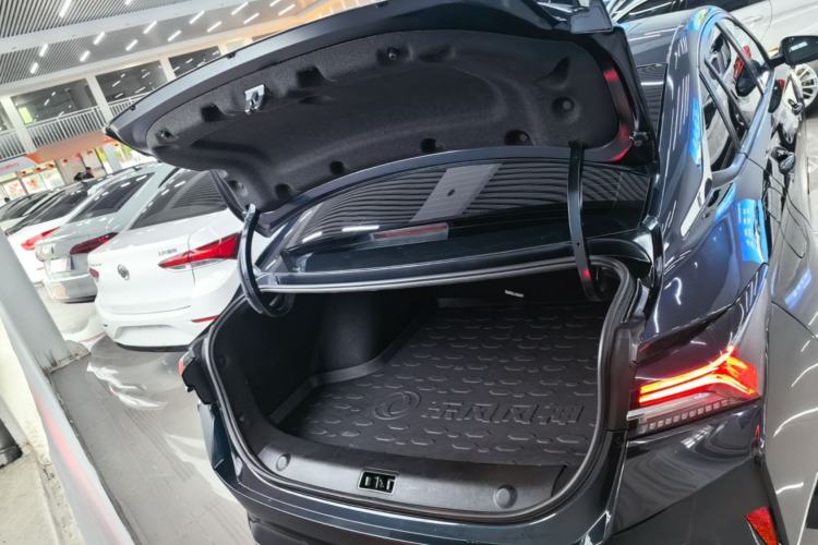 Used Dongfeng Aeolus Yixuan MAX 2023 1.5T Super-Powered Dad Edition Trunk