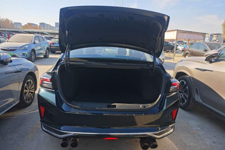 Used Dongfeng Aeolus Yixuan MAX 2023 1.5T Super-Powered Dad Edition Trunk
