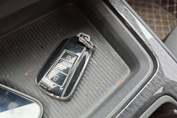 Used Dongfeng Aeolus Yixuan MAX 2023 1.5T Super-Powered Dad Edition Vehicle Key