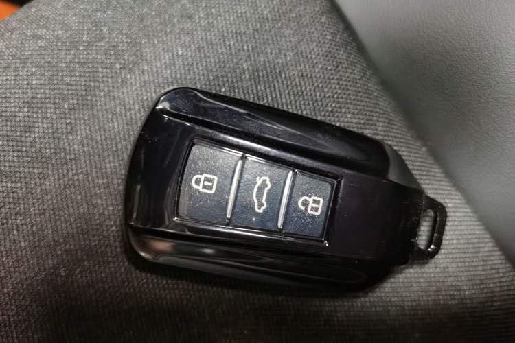 Used Dongfeng Aeolus Yixuan MAX 2023 1.5T Super-Powered Dad Edition Vehicle Key
